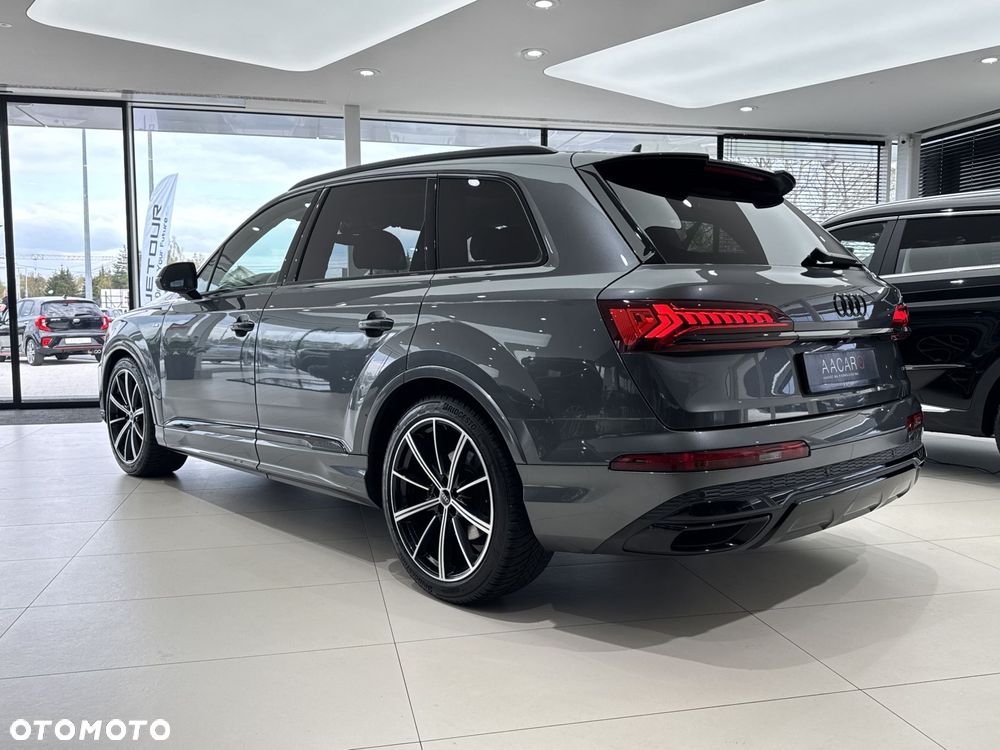 Audi Q7 - 3