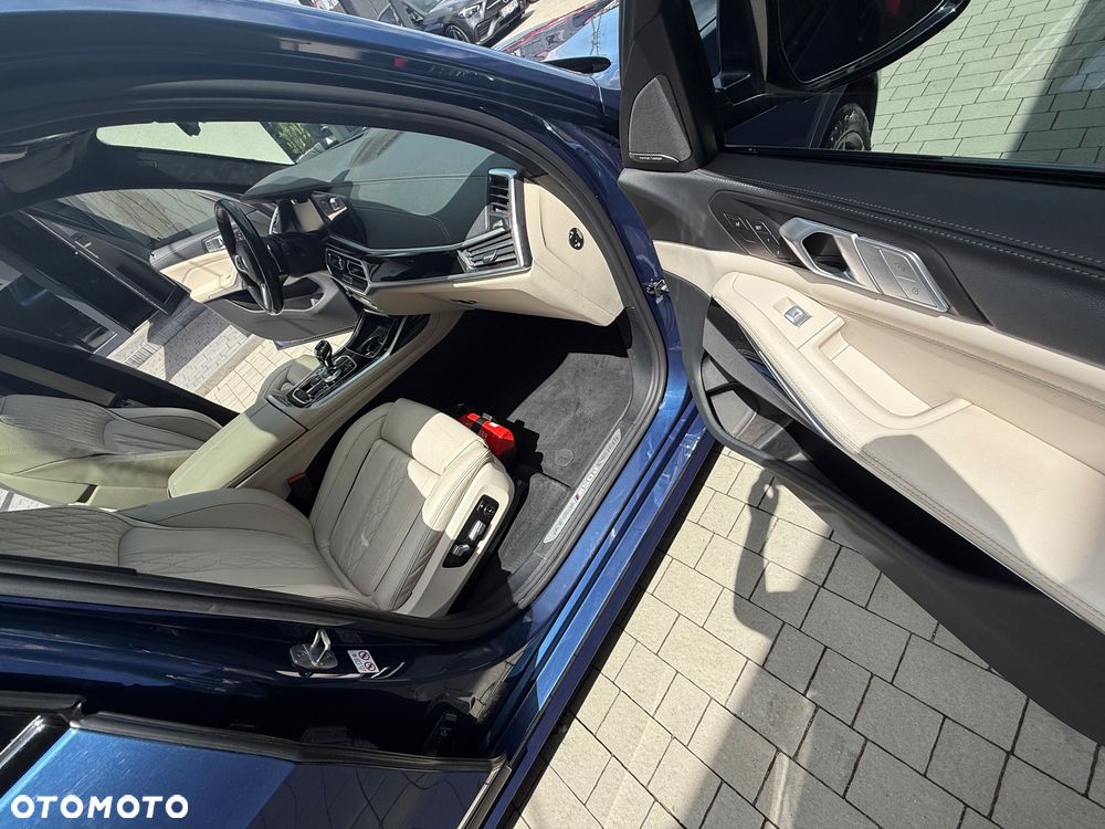 BMW X7 M50d sport - 13