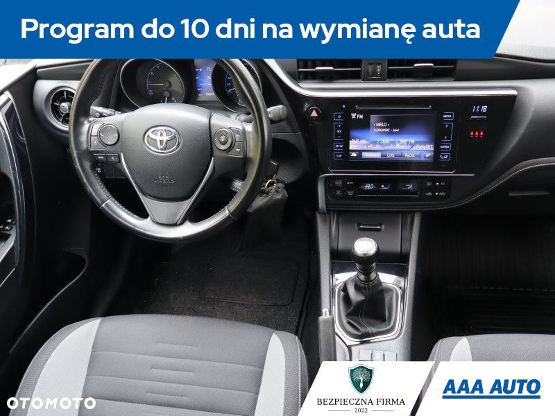 Toyota Auris - 8