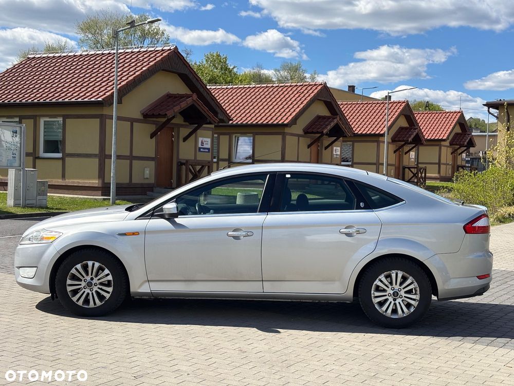 Ford Mondeo 2.3 Titanium - 3