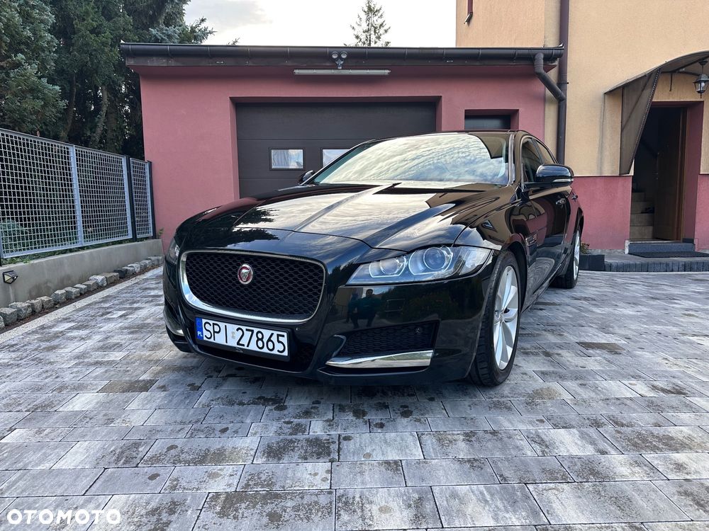 Jaguar XF 2.0 i4D Portfolio - 4