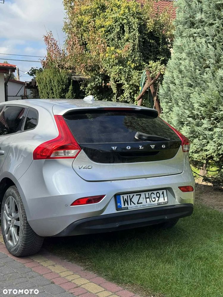 Volvo V40 D2 - 2
