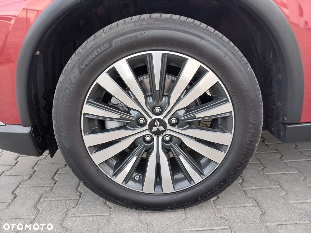 Mitsubishi Outlander 2018 photo 4