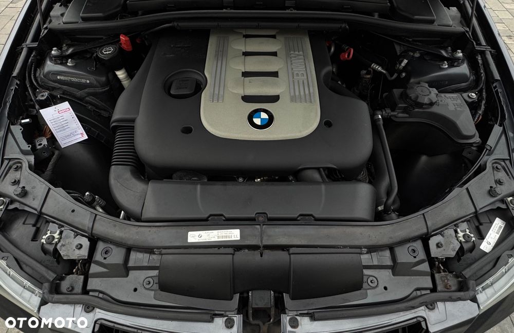 BMW Seria 3 325d DPF - 38