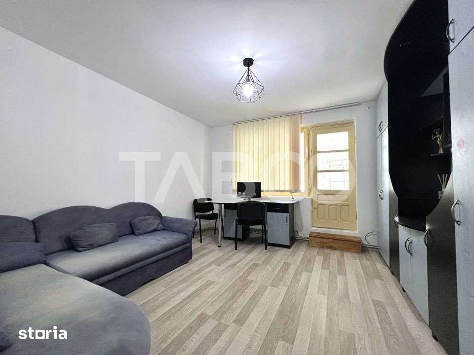 Apartament cu 3 camere in Gheorgheni Piata Mercur cu balcon si beci — fotografia 1