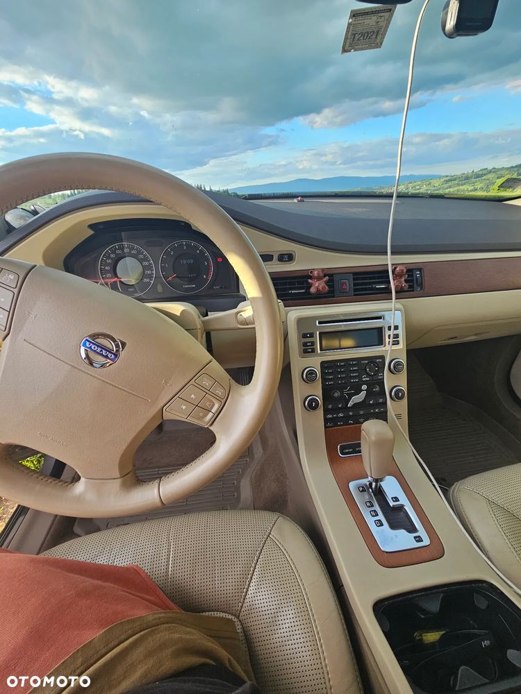 Volvo XC 70 - 7