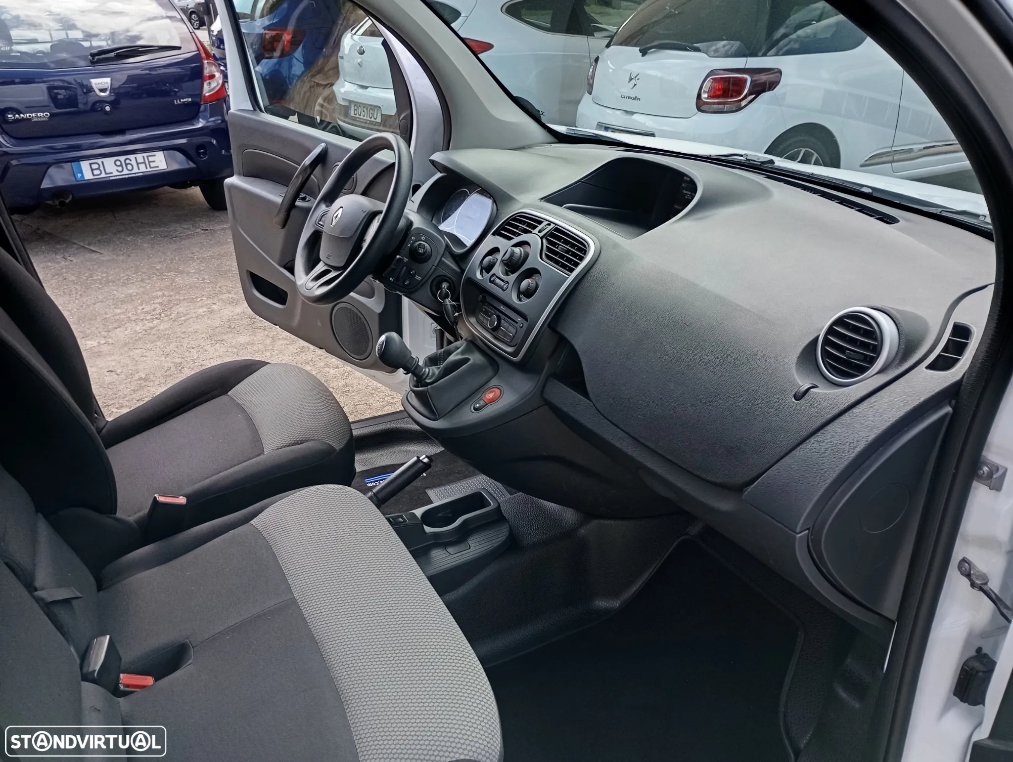Renault Kango 1.5 dci 95 cv 3L - 12