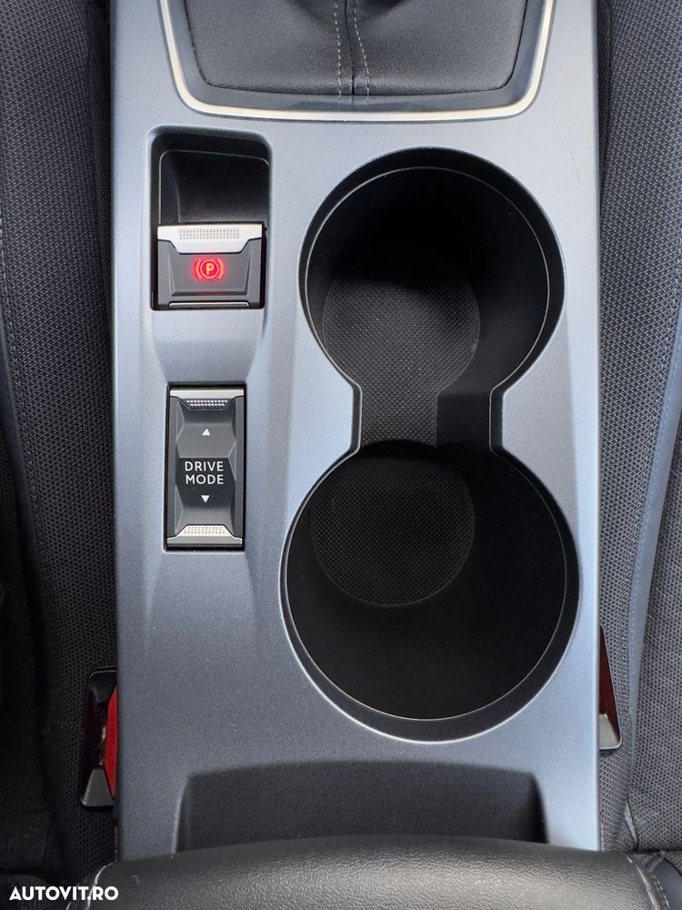 Peugeot 2008 PureTech 100 Allure - 27