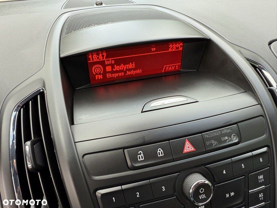 Opel Zafira Tourer 1.4 Turbo ecoFLEX Start/Stop Business Innovation - 21