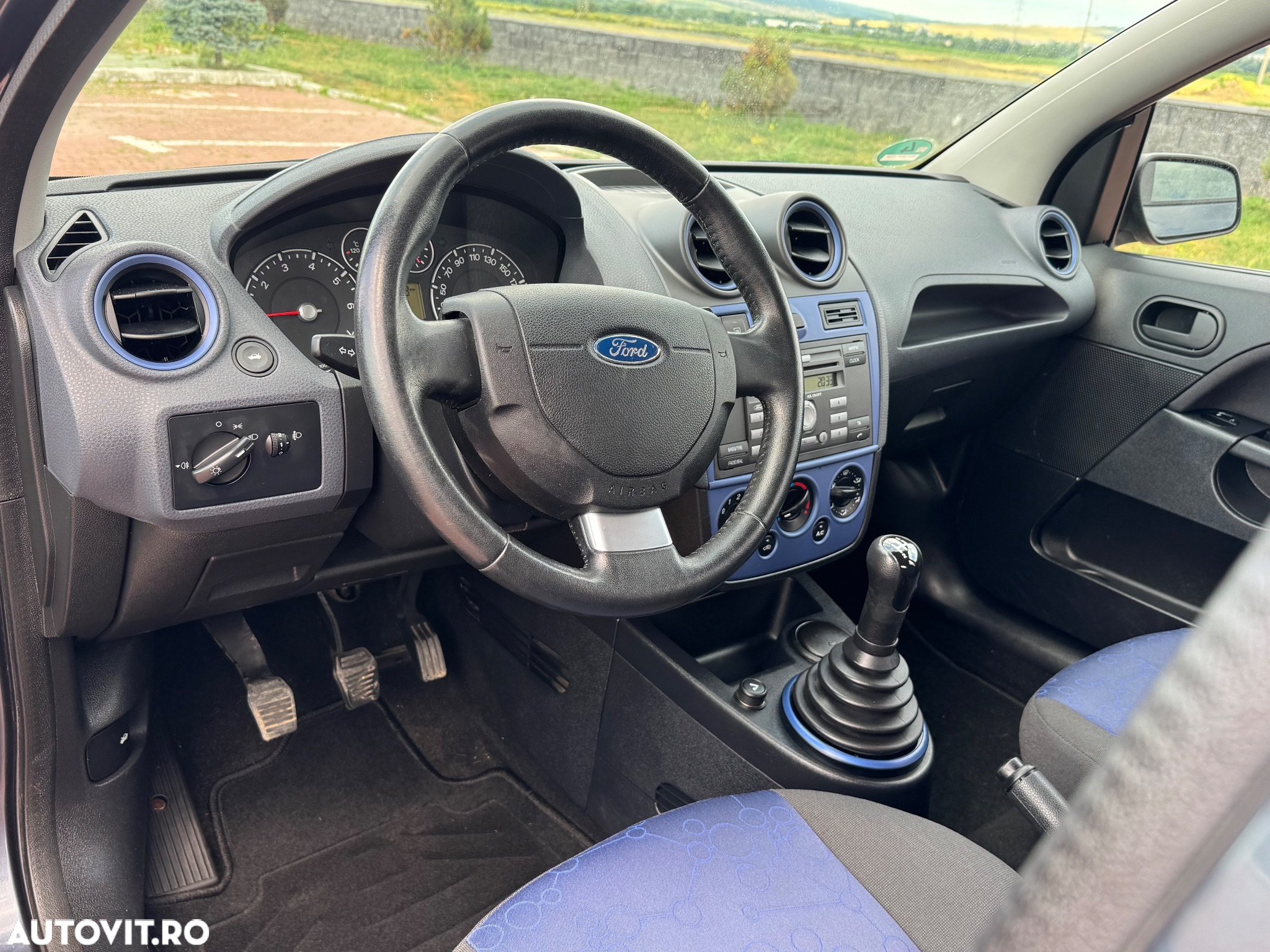 Ford Fiesta 1.3 Trend - 15
