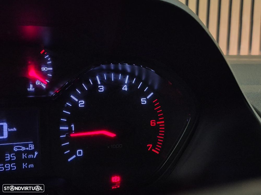 Peugeot Partner 1.6HDI LONGA - 100CV - Premium | GARANTIA | 3 LUG - 22