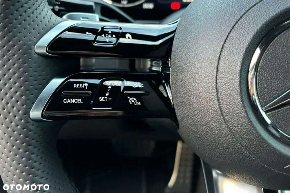 Mercedes-Benz GLC - 7