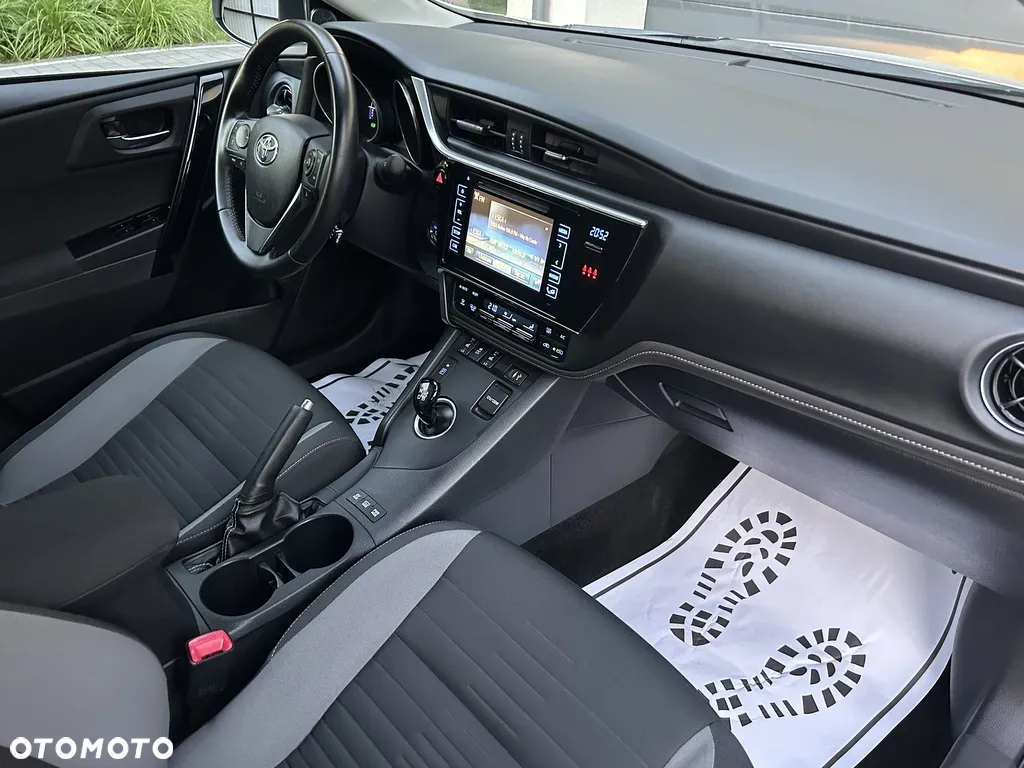 Toyota Auris - 29