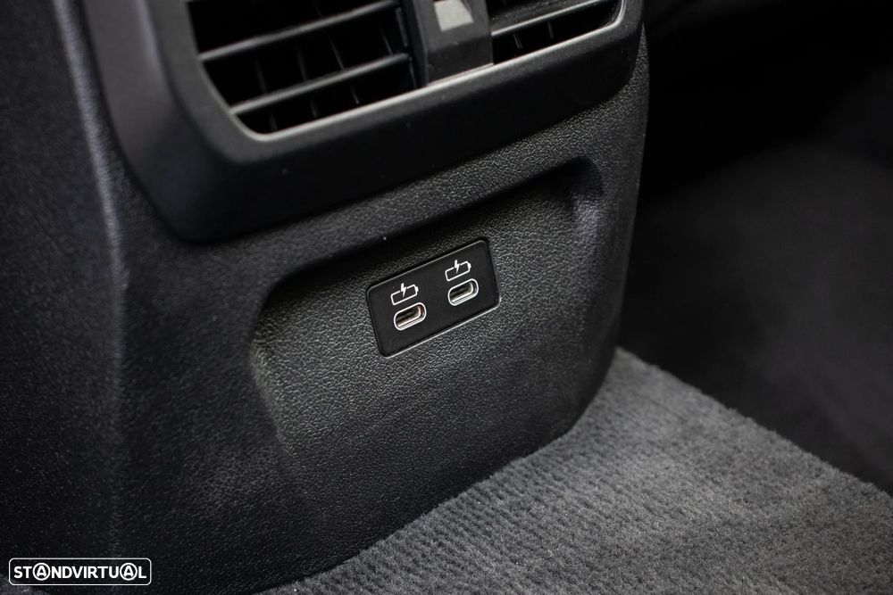 BMW M135i xDrive - 52