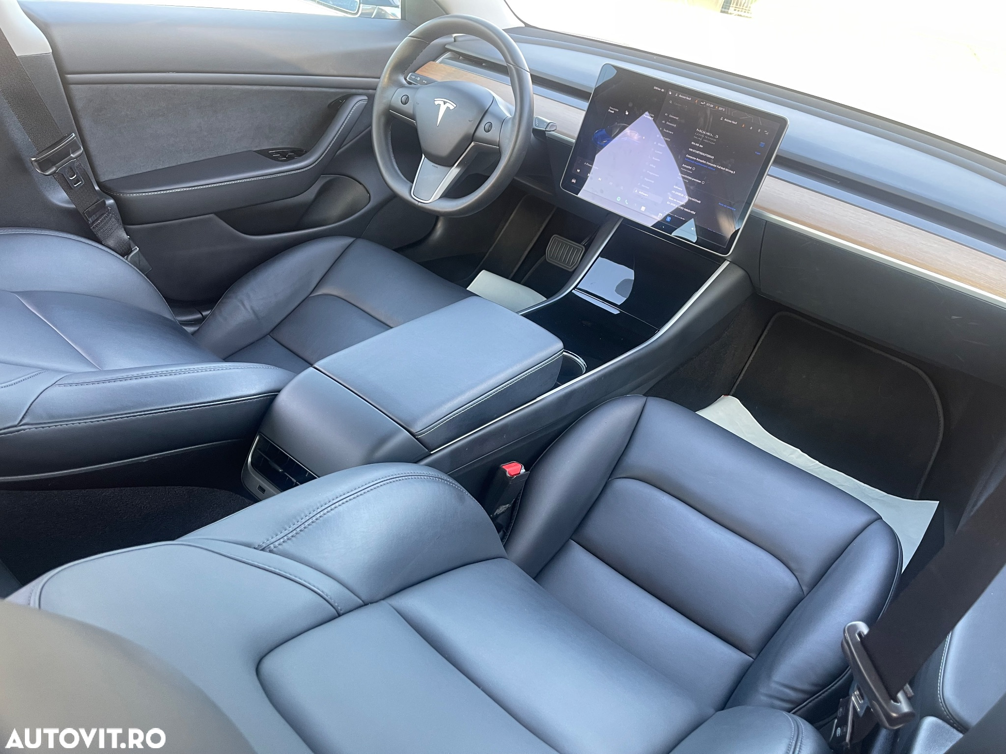 Tesla Model 3 Performance - 10