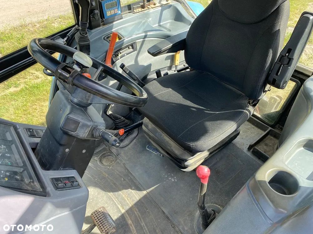 New Holland L85 (Ford 6635) - 7