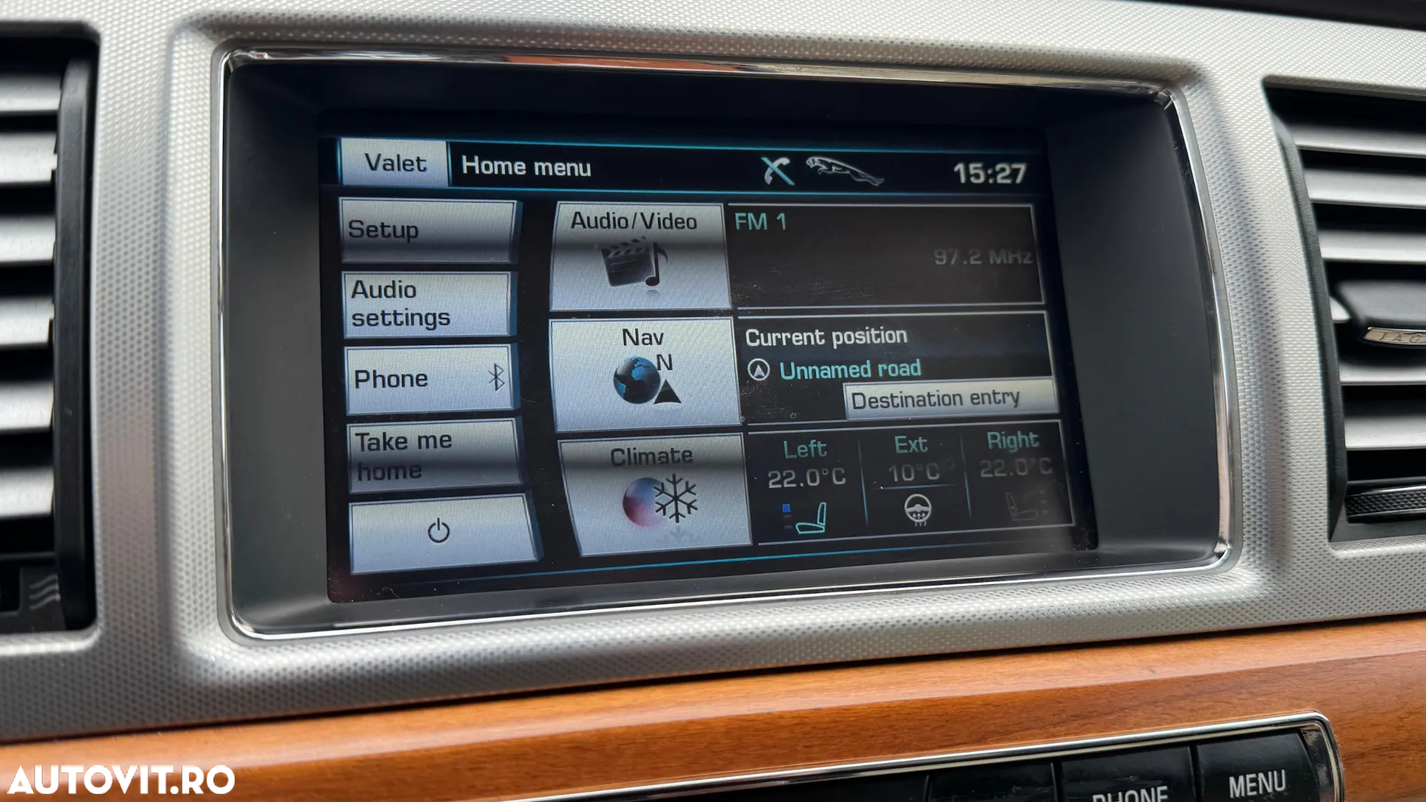 Jaguar XF 2.2D Premium Luxury - 22