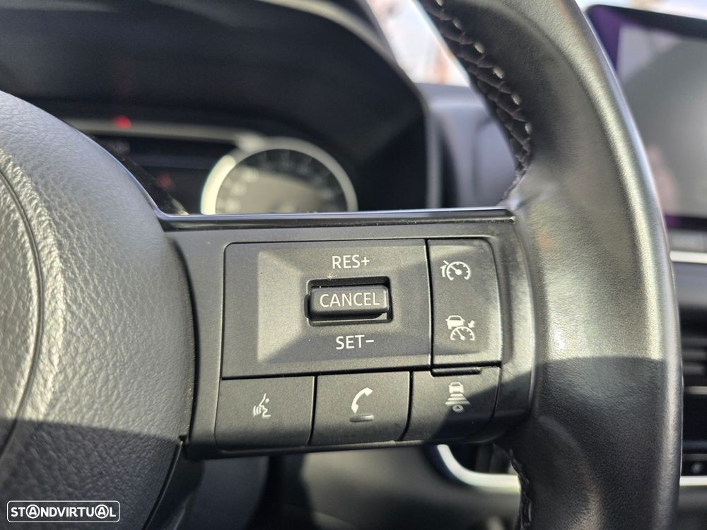 Nissan Qashqai 1.3 DIG-T Acenta - 11