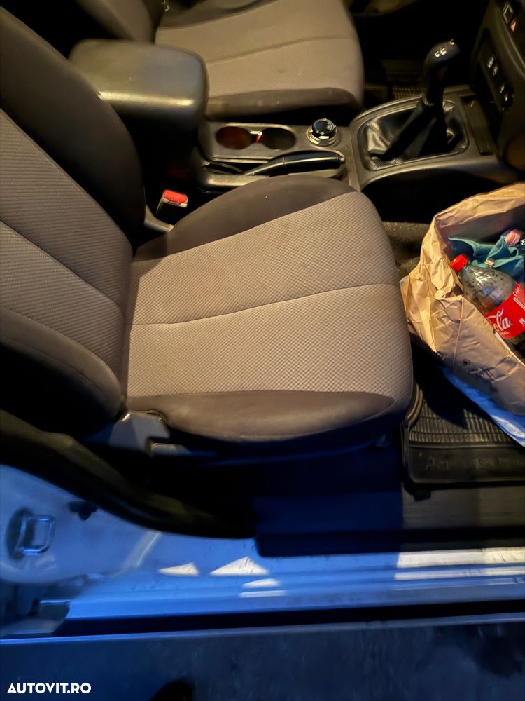 Mitsubishi L200 Double Cab 2.4 DI-D M/T Intense - 33