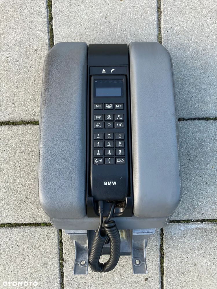 TELEFON BMW E38 PRZED LIFT WĄSKI WYSWIETLACZ PODŁOKIETNIK SZARY SCHOWKI RARYTAS - 1
