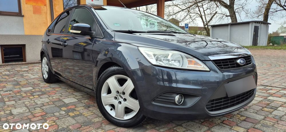 Ford Focus 1.6 16V Sport - 1