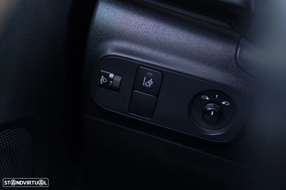 Citroën C3 Pure Tech Shine - 37