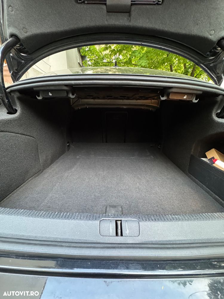 Volkswagen Passat CC 2.0 TDI BMT DSG 4Motion - 30