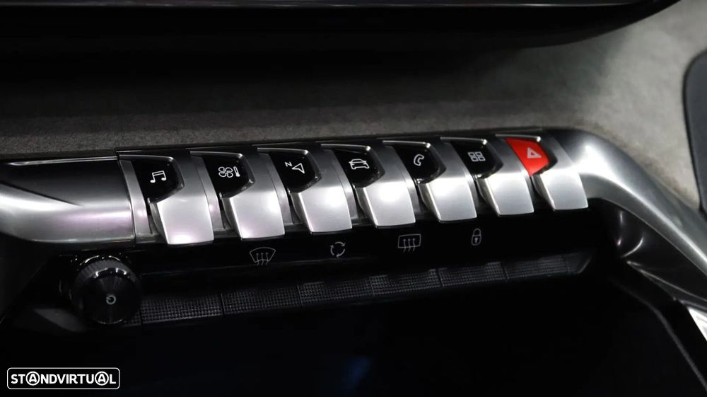 Peugeot 3008 1.5 BlueHDi GT Pack EAT8 - 18