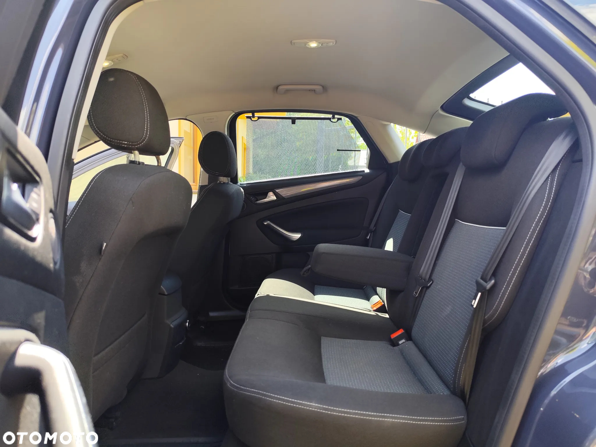 Ford Mondeo 1.6 T Ambiente - 9