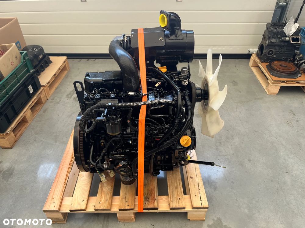 SILNIK Yanmar 4TNE84-TRZ2C 42.7 kVA 4TNE 84 1,995L cena 14000netto - 4
