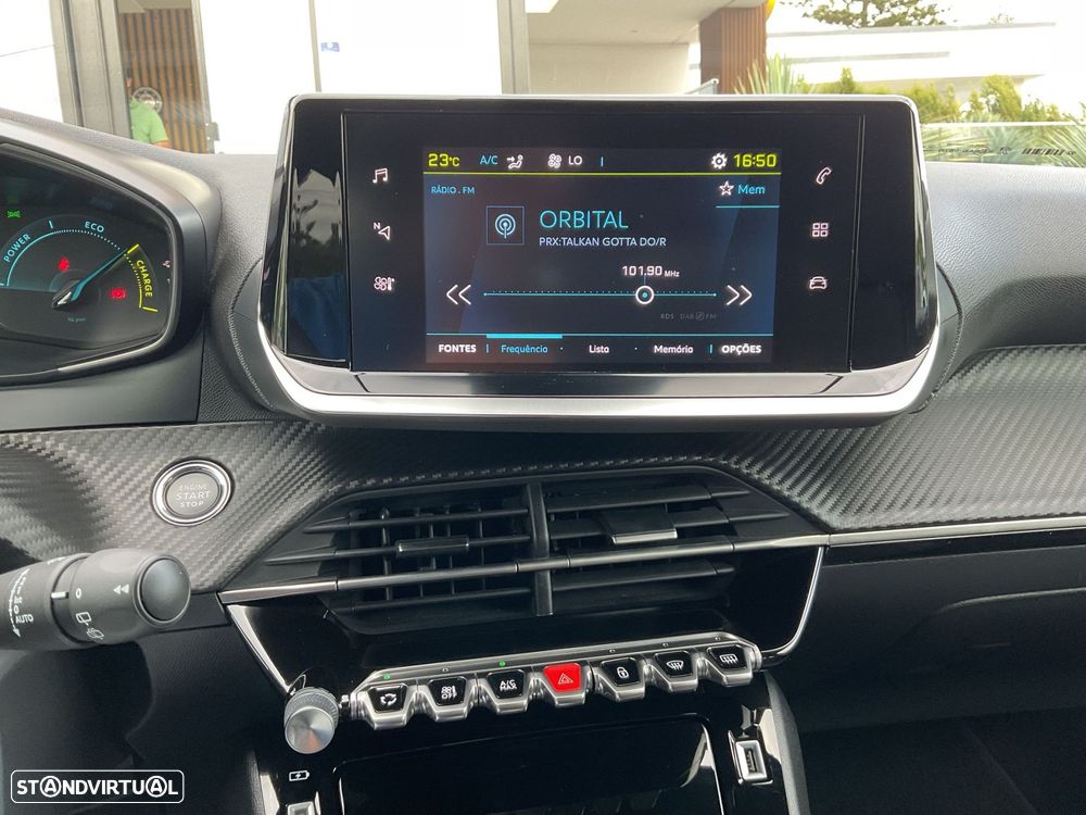 Peugeot e-2008 50 kWh Allure - 27