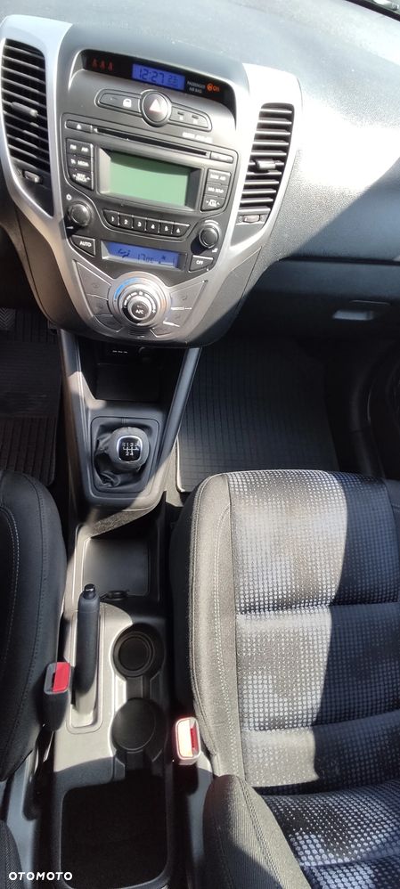Hyundai ix20 1.4 blue Comfort - 16
