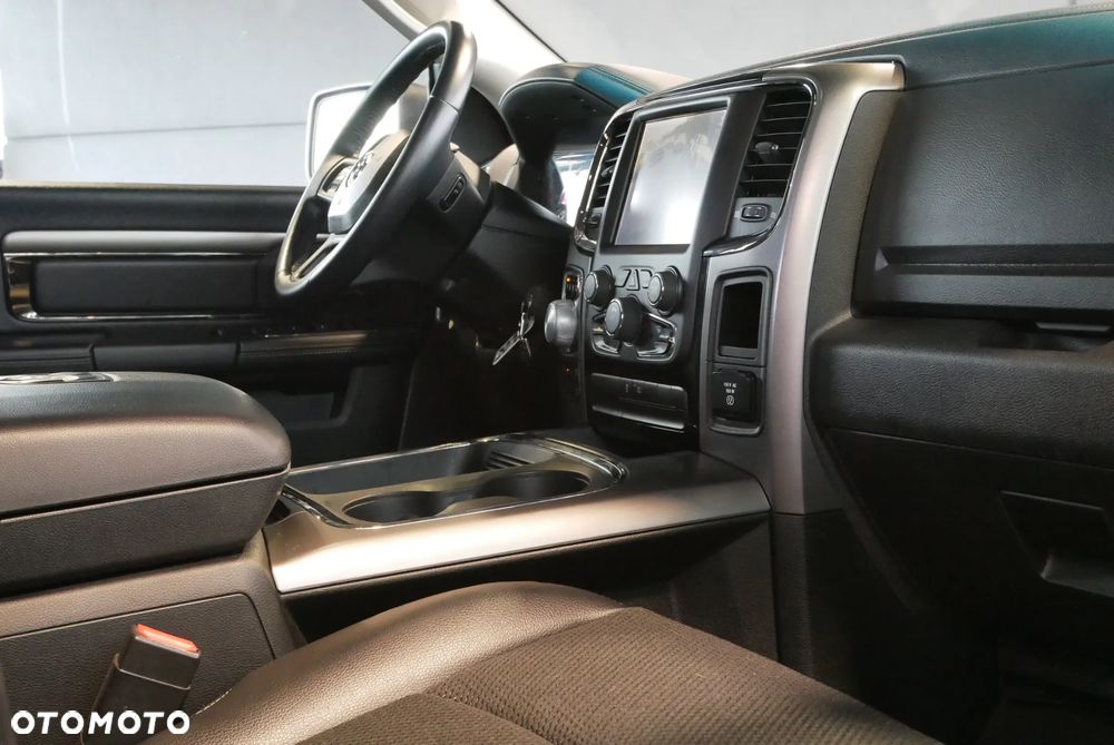 Dodge RAM 1500 5.7 4x4 - 29