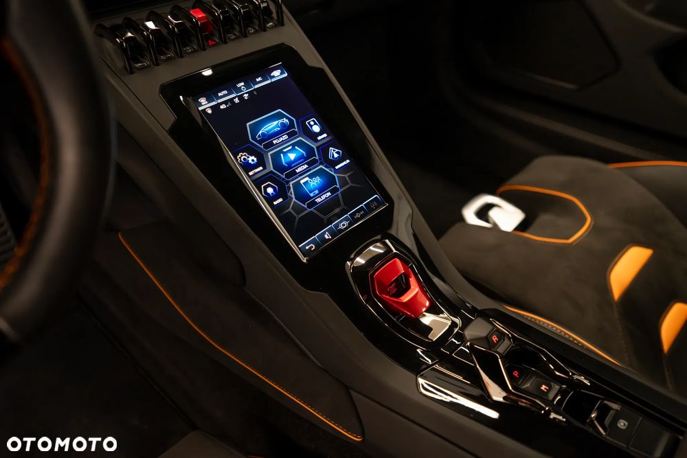 Lamborghini Huracan EVO - 16
