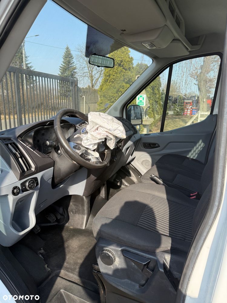 Ford Transit - 8