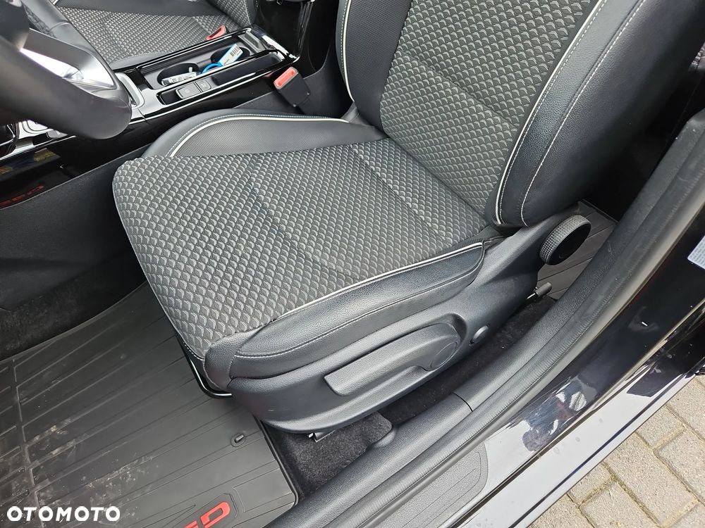 Kia Ceed 1.5 T-GDI Tribute DCT - 12