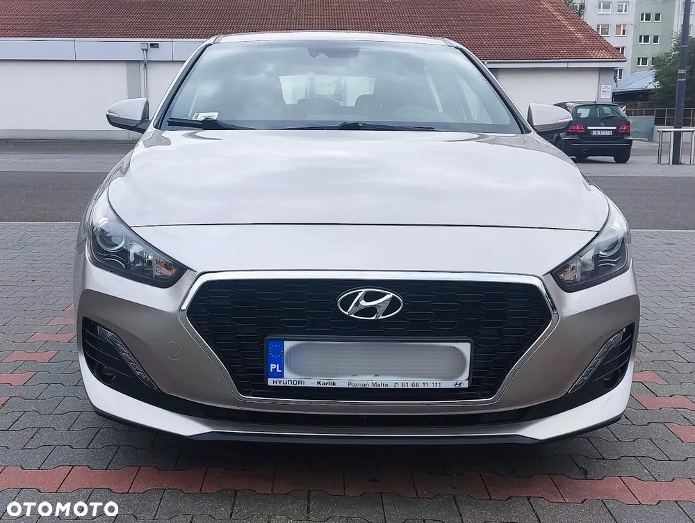 Hyundai i30 1.4 Classic + - 5
