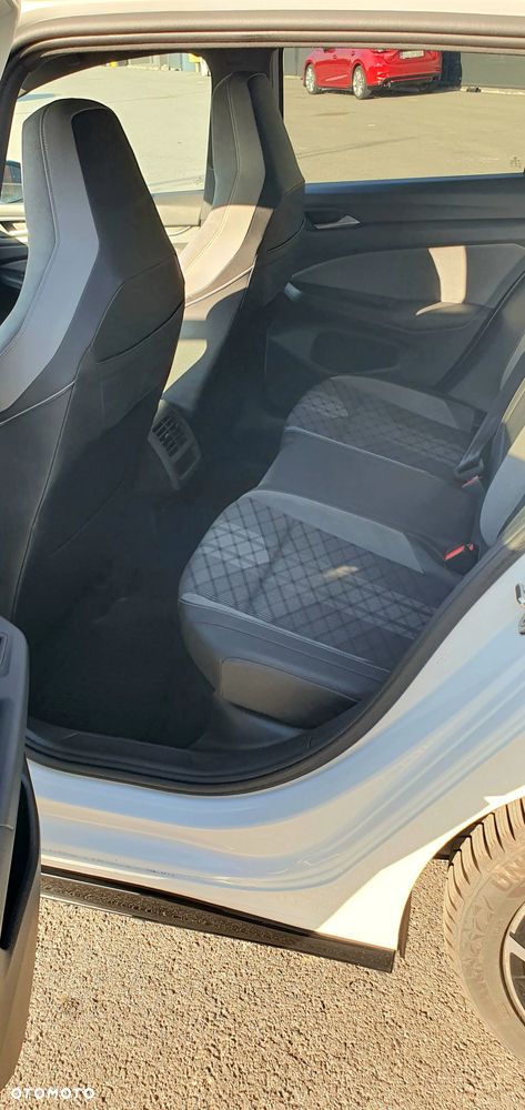 Volkswagen Golf 1.5 TSI EVO R-Line - 12