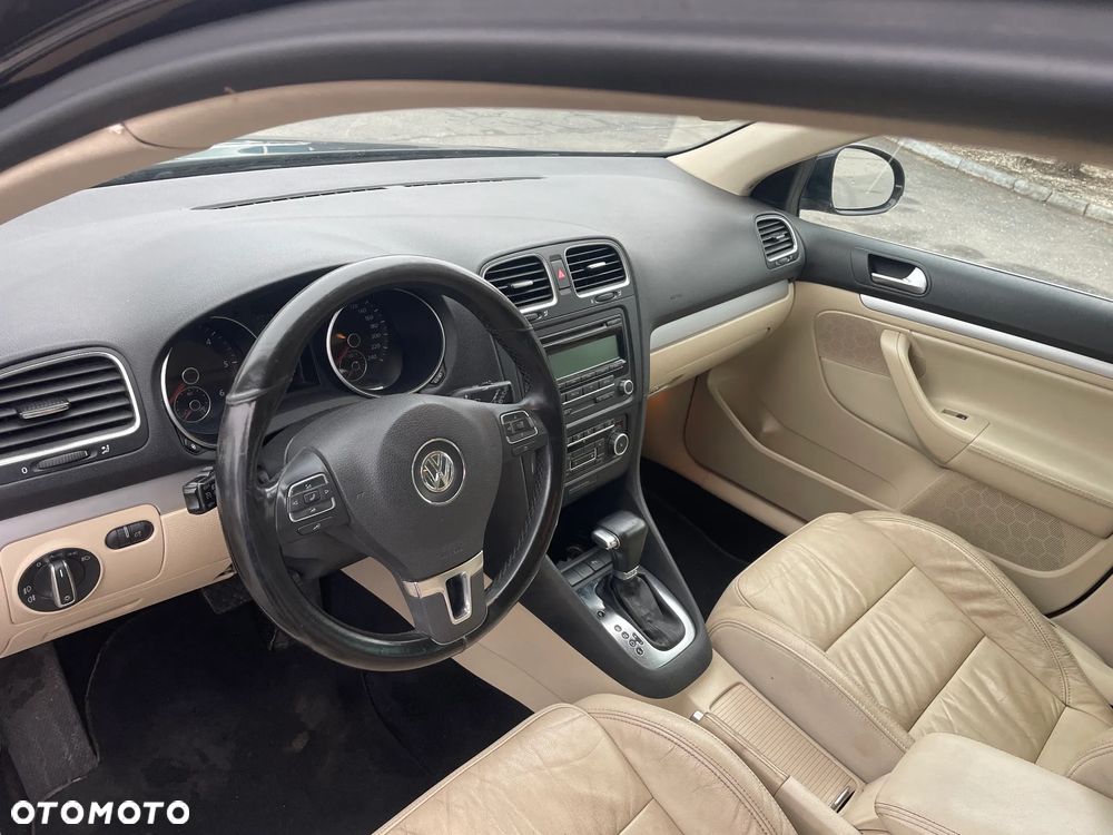 Volkswagen Golf 2.0 TDI DPF DSG Comfortline - 15