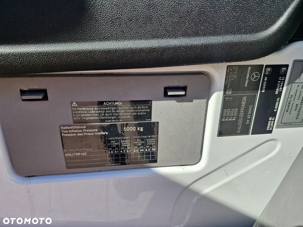 Mercedes-Benz SPRINTER - 15