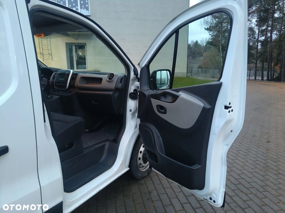 Renault Trafic - 20