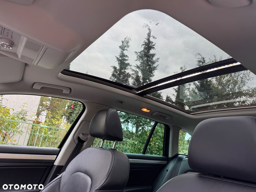 Skoda Superb Combi 2.0 TDI 4x4 Elegance - 11