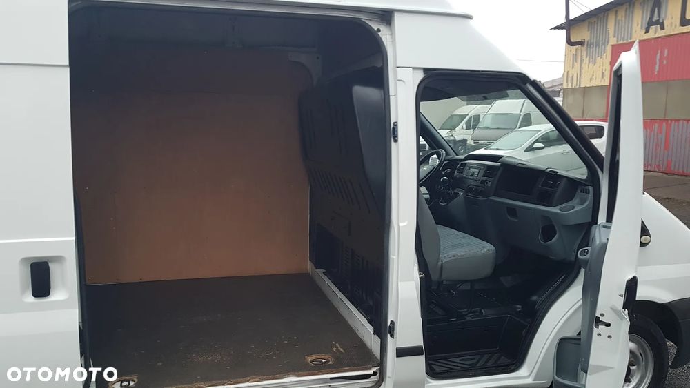 Ford Transit - 11
