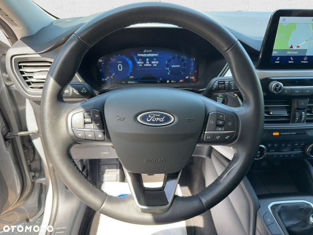 Ford Kuga - 17