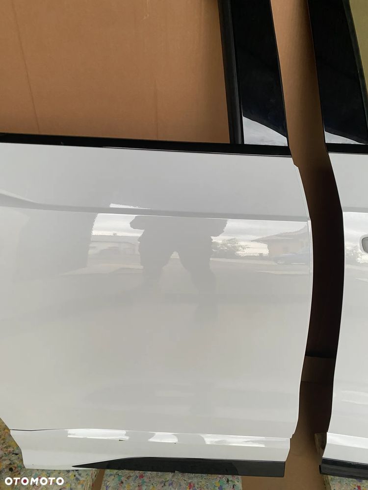 AUDI Q3 83A S-line komplet drzwi przód tył prawe t kolor LS9R 2Y2Y 4098km - 20
