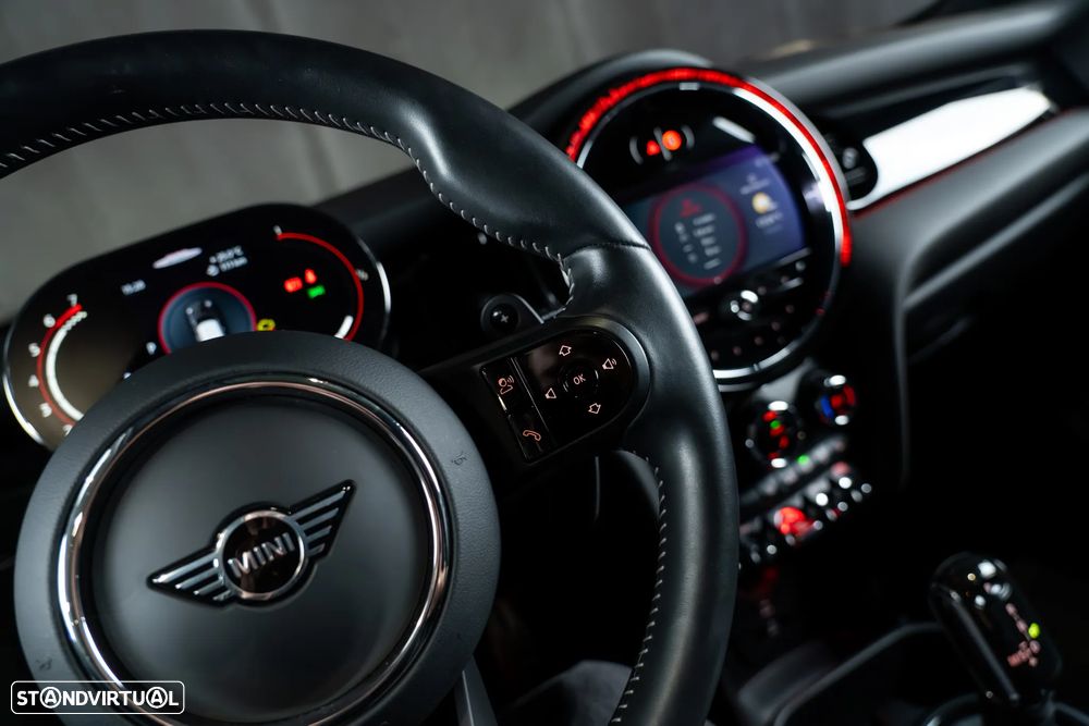 MINI 3 Portas John Cooper Works Plus Auto Desportiva - 13