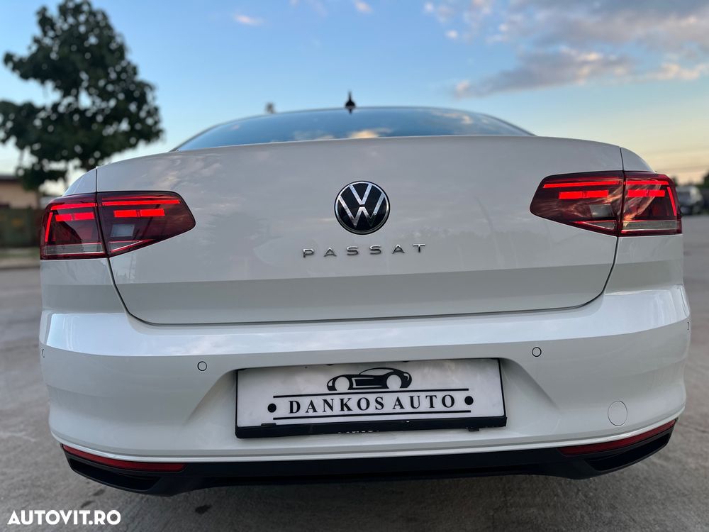 Volkswagen Passat - 27
