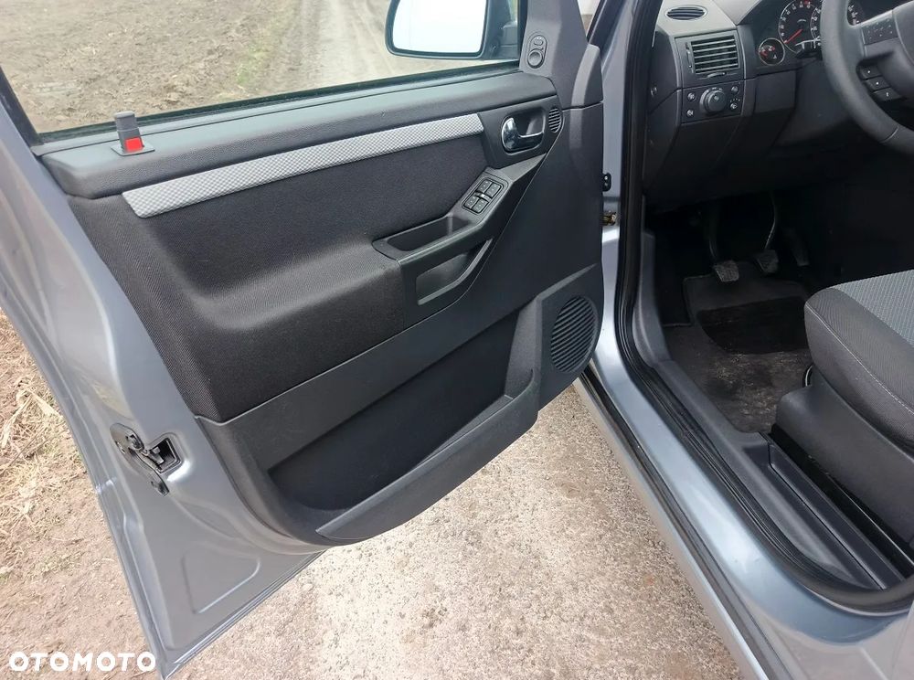 Opel Meriva 1.6 16V INNOVATION - 23