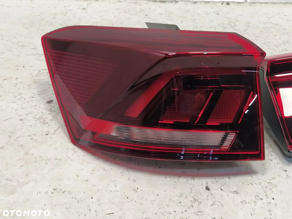 VW T-ROC A11 LAMPY TYŁ TYLNE ZEWNĘTRZNE WEWNĘTRZNE LEWA PRAWA KOMPLET BLACK LINE PRZYCIEMNIONE DYNAMICZNY KIERUNKOWSKAZ NOWY ORYGINAŁ - 4