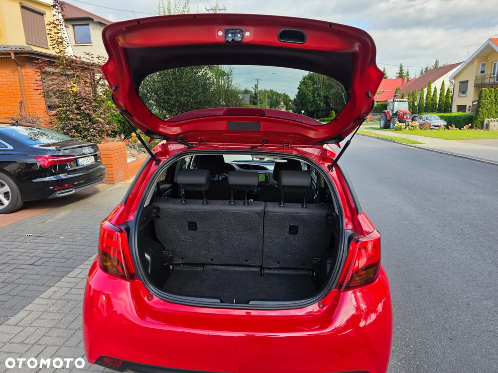 Toyota Yaris 1.33 VVT-i Executive - 25